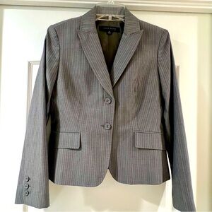 EUC Anne Klein Blazer - Size 8P